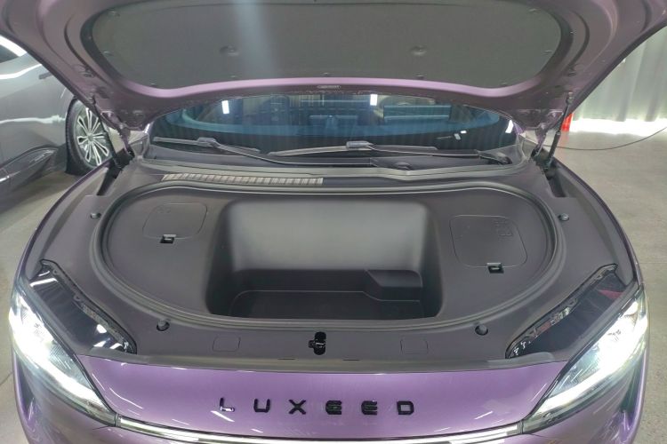 鸿蒙智行 智界R7 2024款 纯电 667km Pro机舱底盘24