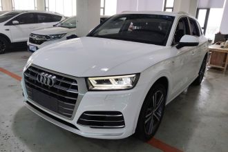 奥迪Q5L 2020款 40 TFSI 荣享时尚型