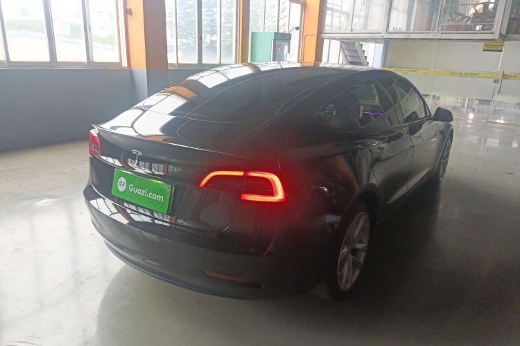 特斯拉 Model 3 2021款 标准续航后驱升级版车身外观7