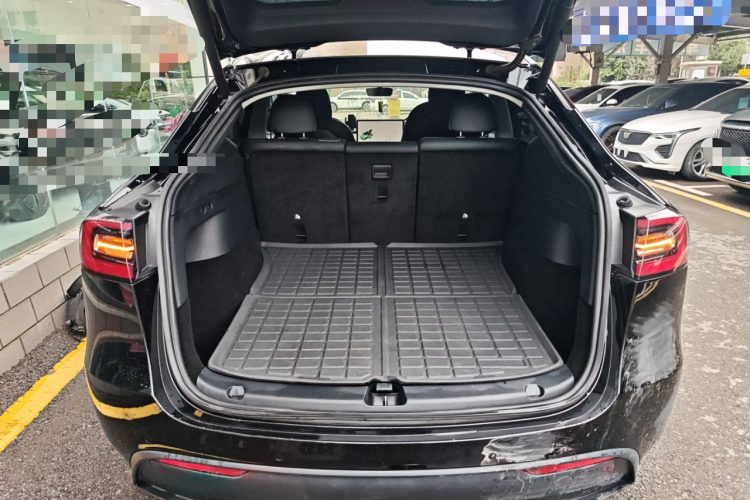 特斯拉 Model Y 2021款 长续航全轮驱动版机舱底盘23