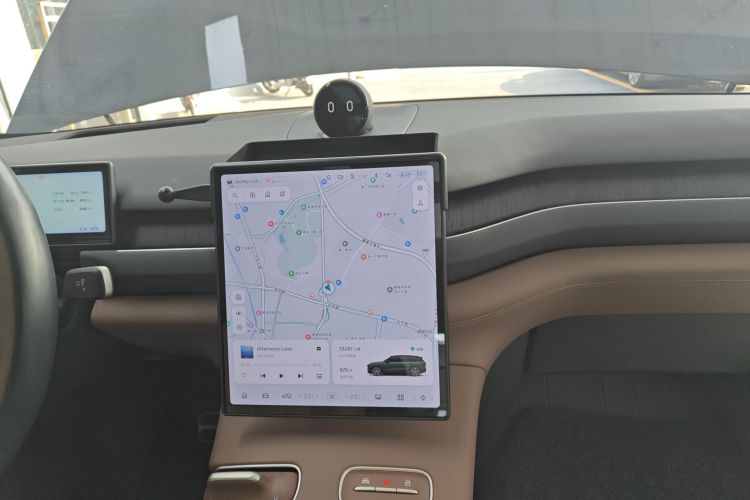 蔚来ES8 2023款 100kWh 签名版中控内饰16