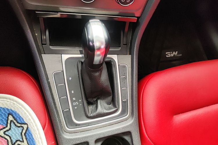 大众 高尔夫 2016款 230TSI 自动舒适型中控内饰18