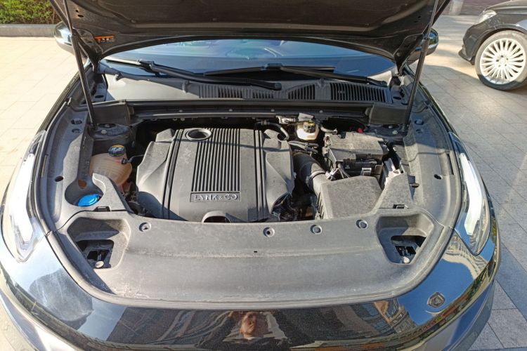 领克03 2021款 1.5TD DCT劲Pro机舱底盘24