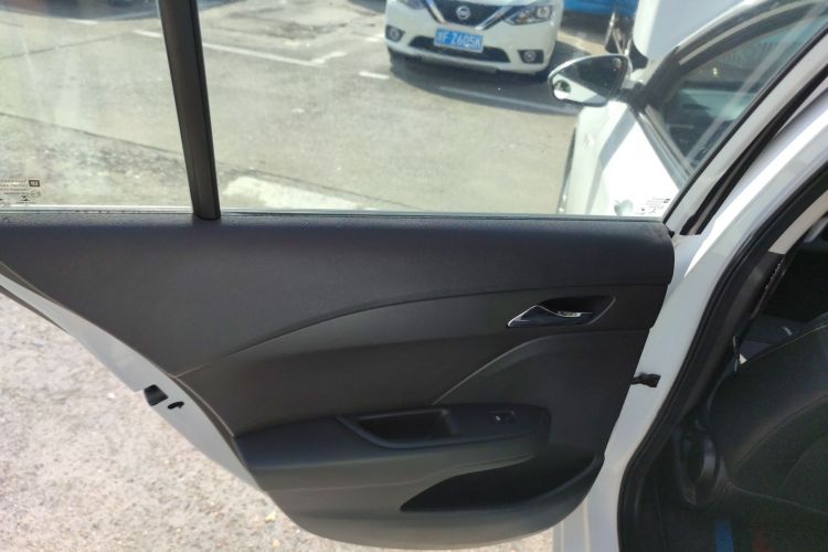 雪佛兰 科沃兹 2019款 320 自动欣悦版中控内饰49