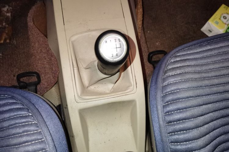 大众 Polo 2009款 劲取 1.6L 手动雅致版中控内饰18