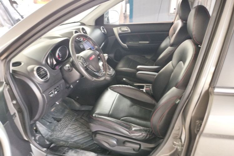 哈弗H6 2013款 升级版 2.4L 自动两驱精英型局部细节19