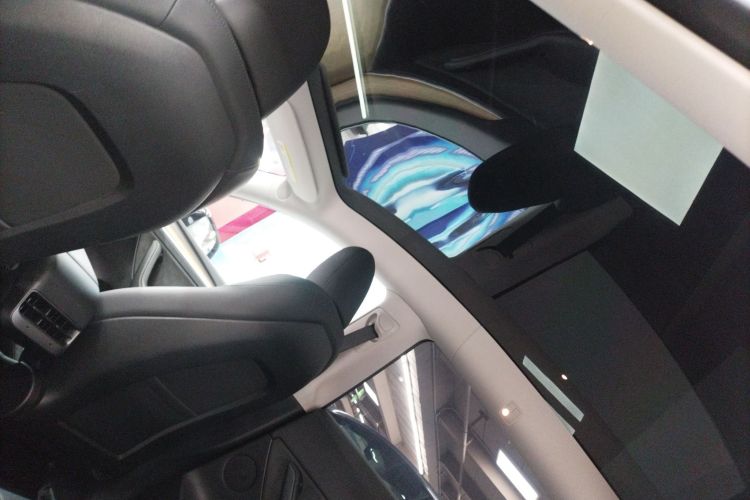 特斯拉 Model Y 2022款 改款 后轮驱动版中控内饰22