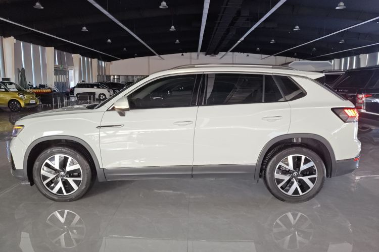 大众 探岳 2023款 330TSI 两驱豪华Plus进阶版车身外观4
