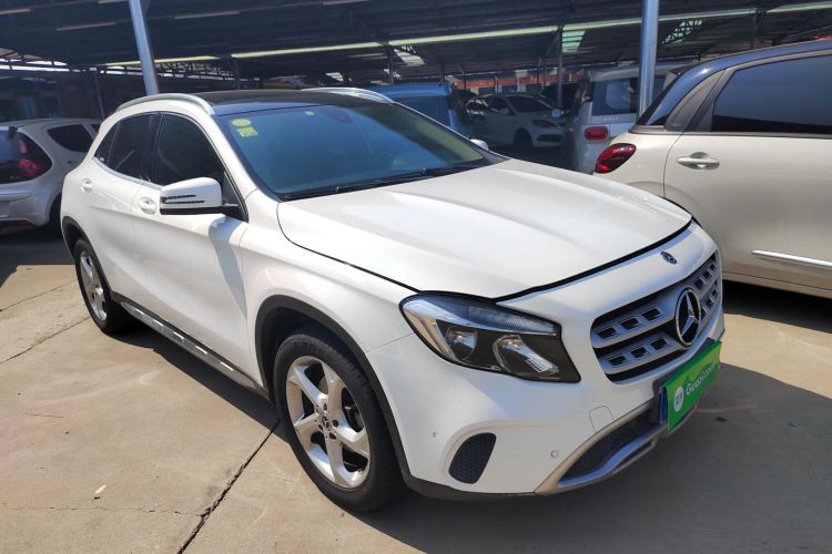 奔驰GLA 2018款 GLA 200 动感型车身外观6002