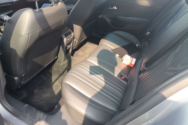 标致408X 2023款 引力版中控内饰7004