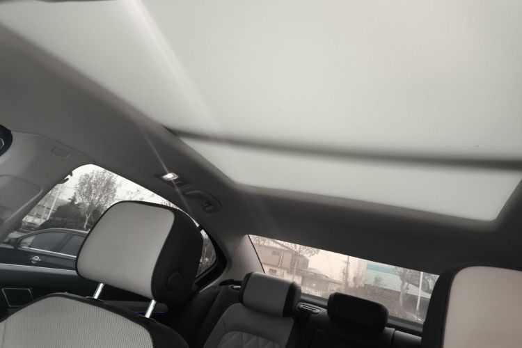 大众 迈腾 2023款 200万辆纪念版 330TSI DSG豪华型局部细节22