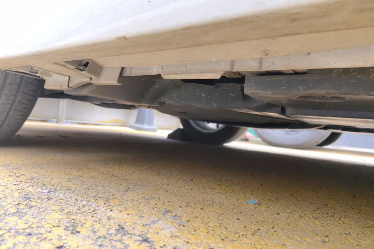 丰田 亚洲狮 2023款 2.0L 精英版局部细节9002