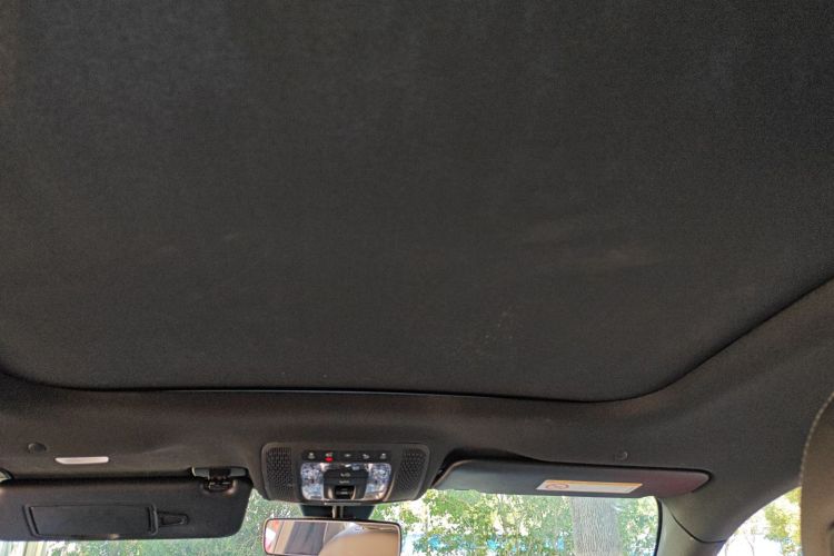 奔驰A级(进口) 2019款 A 200 动感型局部细节22