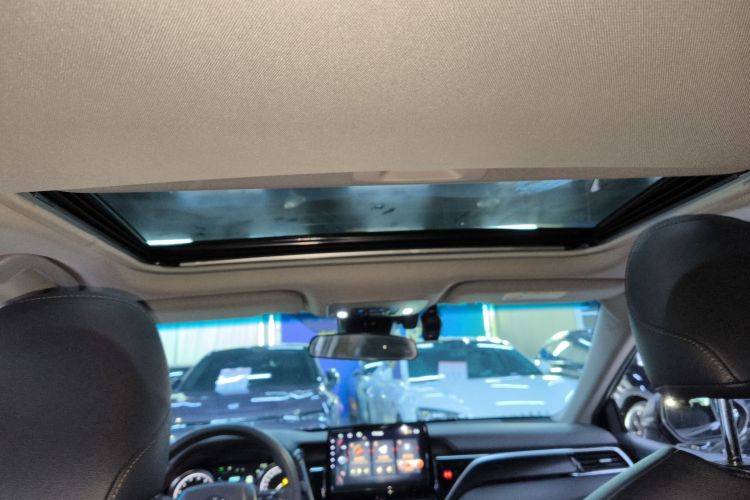 丰田 凯美瑞 2021款 2.0G 豪华版局部细节22