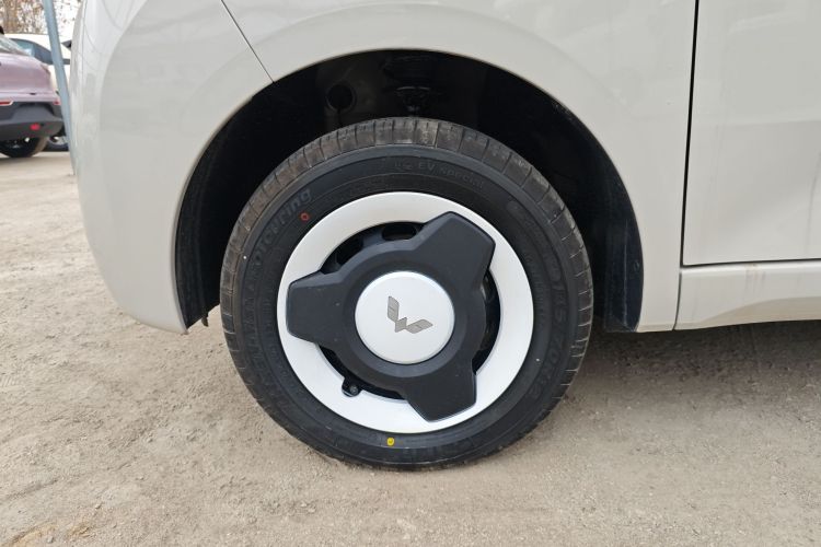 五菱汽车 宏光MINIEV 2024款 第三代 215km 青春版车身外观6007