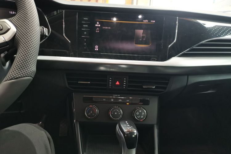 大众 帕萨特 2023款 改款 280TSI 商务版中控内饰16