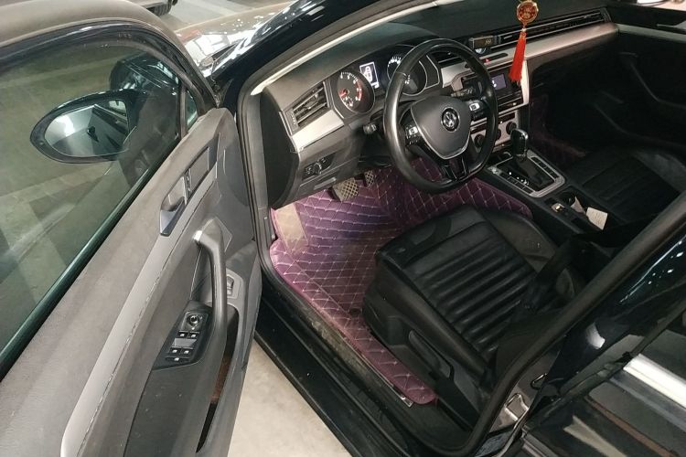 大众 迈腾 2019款 280TSI DSG 舒适型 国V中控内饰7003