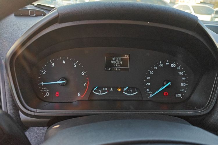 福特 翼搏 2018款 1.5L 手动精翼型中控内饰14