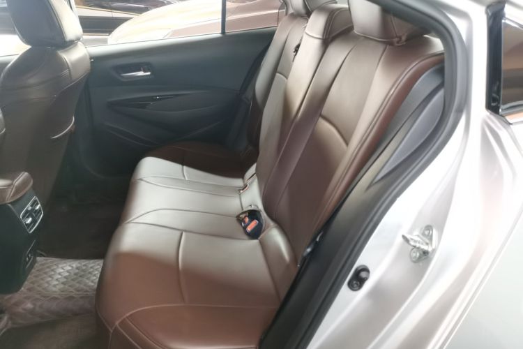 丰田 亚洲狮 2021款 2.0L 进取版中控内饰7004