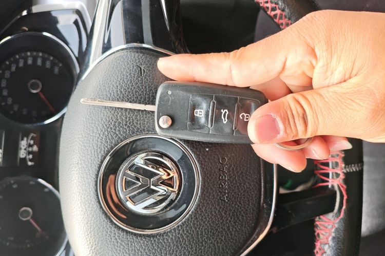 大众 宝来 2017款 1.6L 手动舒适型中控内饰7001