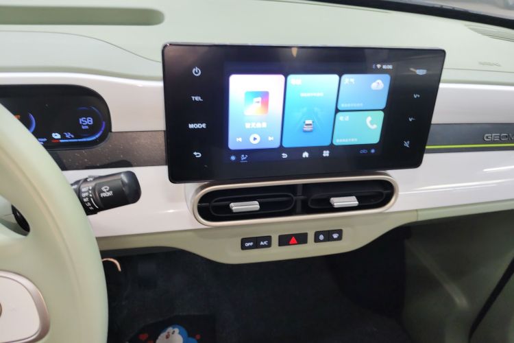 吉利银河 2025款 210km 熊猫骑士中控内饰16