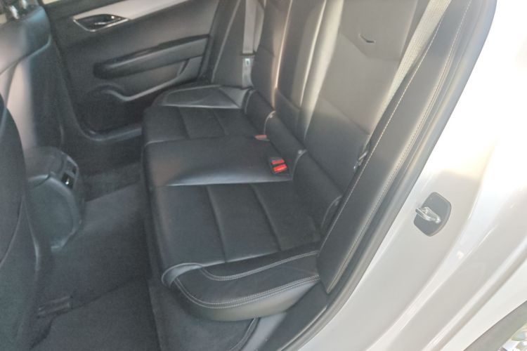 凯迪拉克ATS-L 2017款 28T 时尚型中控内饰7004