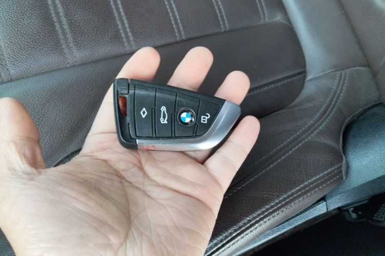 宝马X3 2019款 xDrive28i 豪华套装中控内饰11