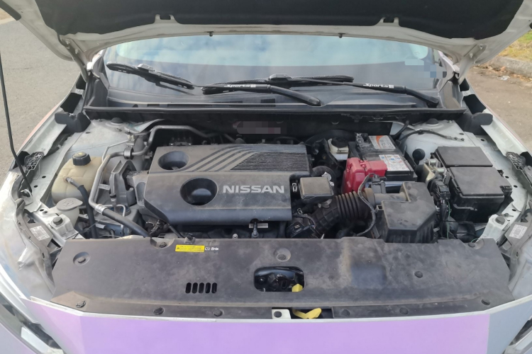 日产 轩逸 2021款 1.6L XL CVT悦享版机舱底盘24