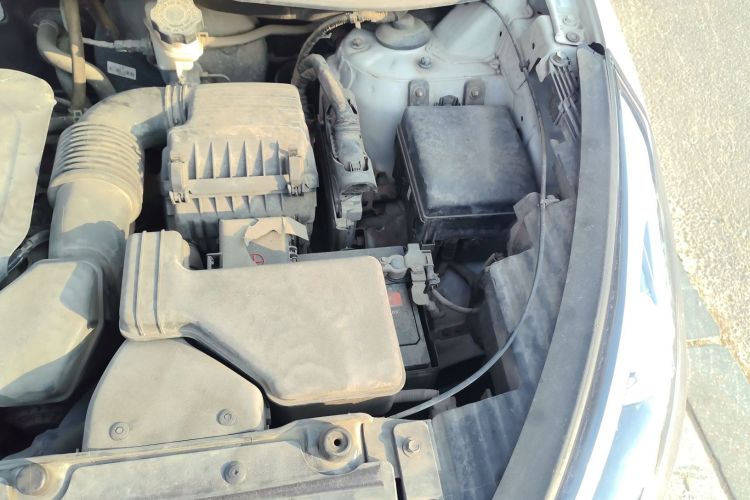 北京现代ix35 2015款 2.0L 手动两驱舒适型 国V局部细节9007