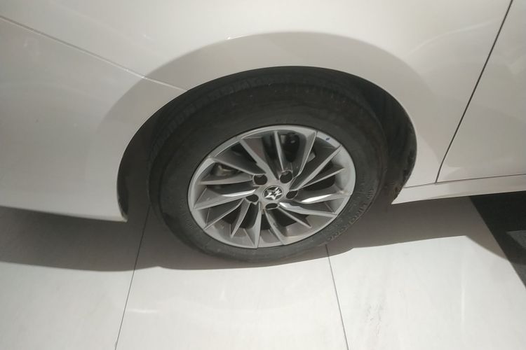 启辰D60 2023款 PLUS 1.6L XL CVT悦领版车身外观6007