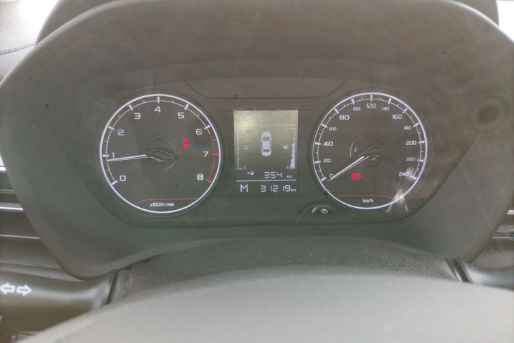 吉利汽车 远景X3 2021款 PRO 1.5L 手动精英型中控内饰14