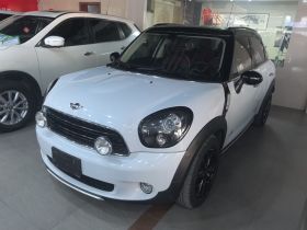MINI Countryman 2016款 1.6T COOPER ALL4 Fun装备控