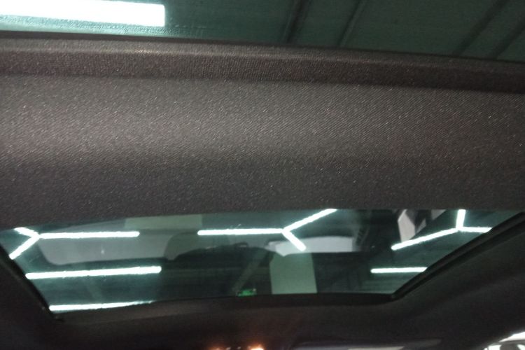 奔驰A级 2022款 改款三 A 200 L 运动轿车时尚型中控内饰22