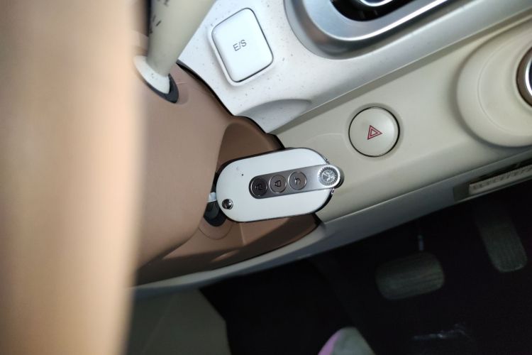 五菱汽车 宏光MINIEV 2024款 第三代 215km 进阶版中控内饰11