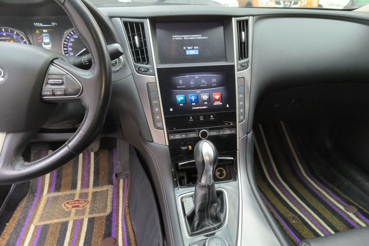 英菲尼迪Q50L 2016款 2.0T 悦享版中控内饰16