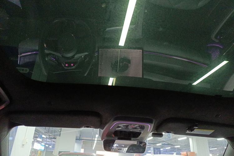 极氪001 2023款 WE版 86kWh局部细节22