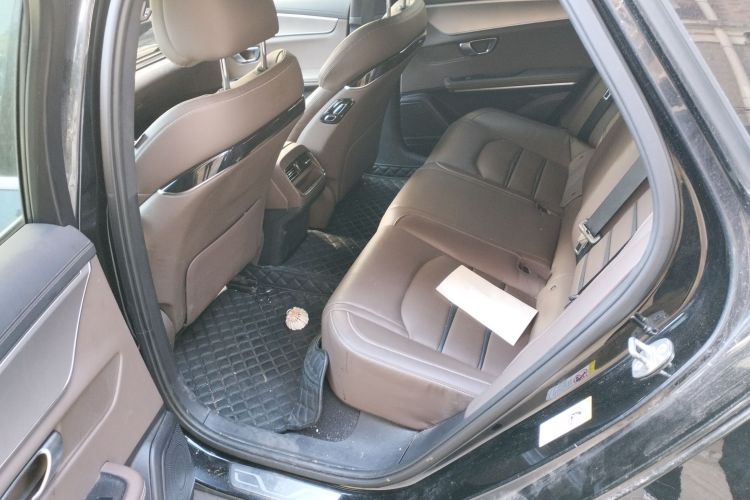 比亚迪 汉 2021款 EV 标准续航版豪华型中控内饰7004