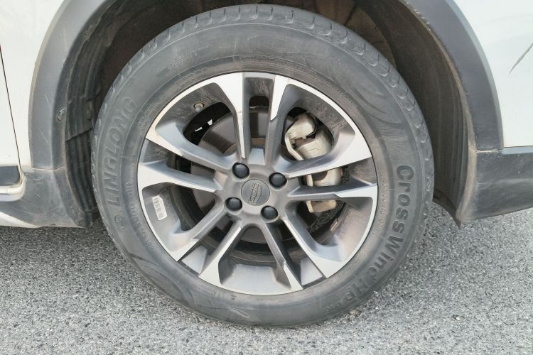 吉利汽车 远景X3 2019款 升级版 1.5L CVT精英型车身外观6007