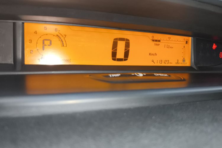 雪铁龙 世嘉 2013款 三厢 1.6L 自动品享型局部细节14