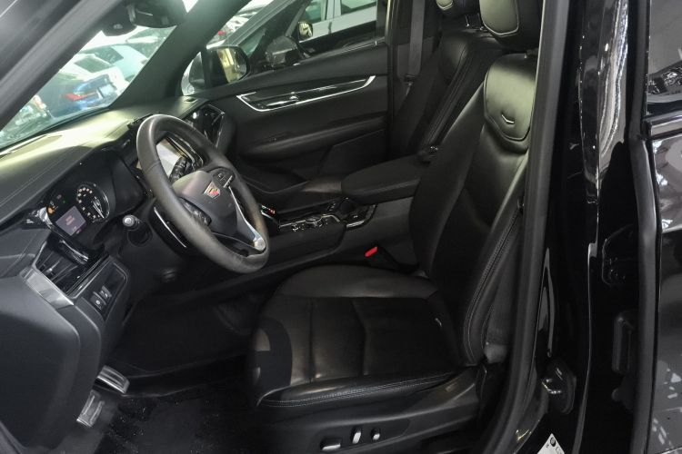 凯迪拉克XT6 2020款 28T 七座豪华运动型至享安全版中控内饰19