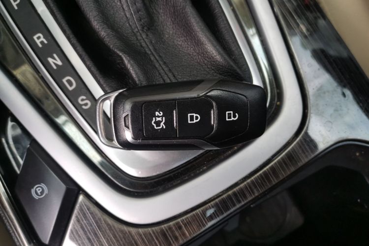 福特 锐界 2016款 EcoBoost 245 四驱豪锐型 7座中控内饰11