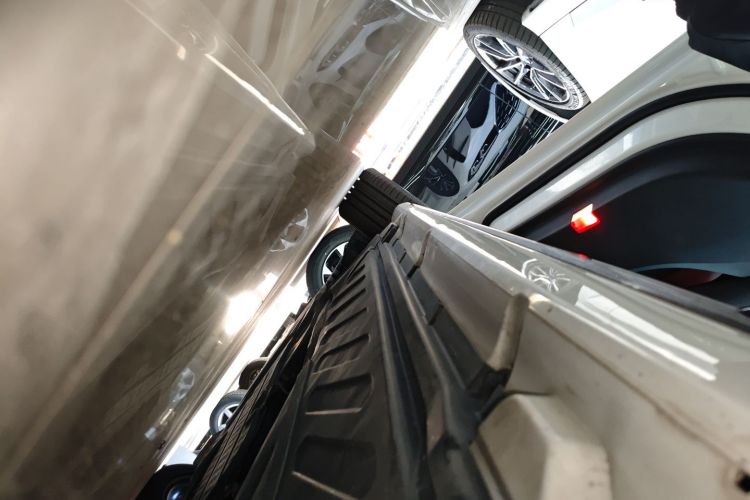 奔驰C级 2019款 C 260 运动版局部细节9002