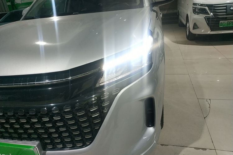 蓝电E5 2023款 1.5L DE-i 100KM畅享型 5座局部细节36