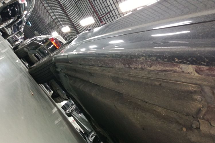 奥迪Q5L 2018款 45 TFSI 尊享时尚型 国V局部细节9001