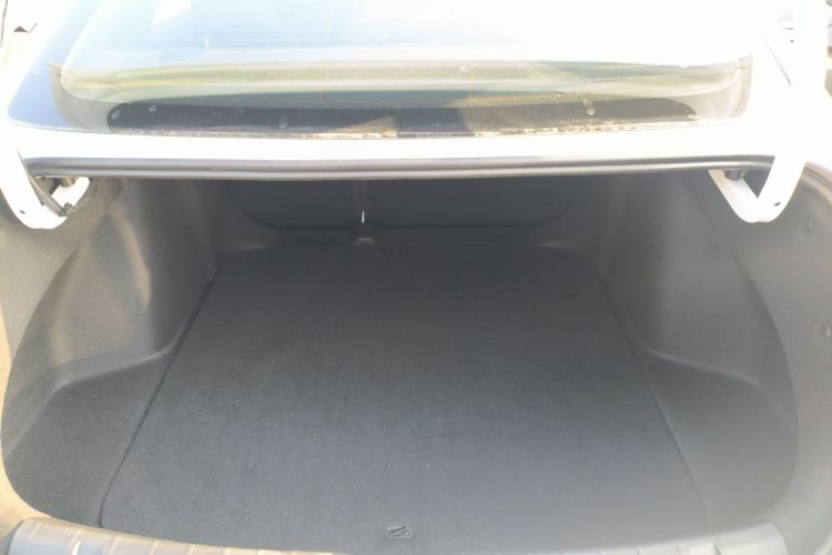 吉利汽车 星瑞 2025款 东方曜 1.5TD 扶摇版机舱底盘23