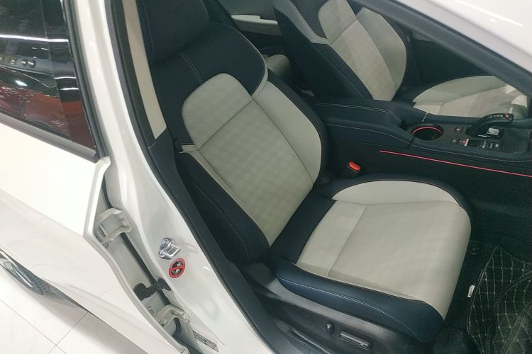 灵悉L 2024款 头号玩家版局部细节41