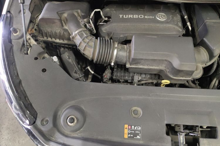 别克GL8 2022款 ES陆尊 653T 舒适型机舱底盘25