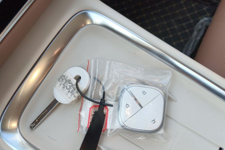 五菱汽车 缤果S 2025款 325km 尊享款中控内饰11