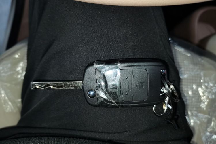 五菱汽车 宏光MINIEV 2025款 四门版 进阶款中控内饰11