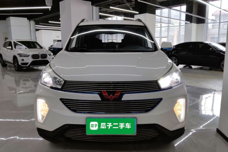 五菱汽车 五菱宏光S3 2018款 1.5L 手动标准型 国V车身外观2